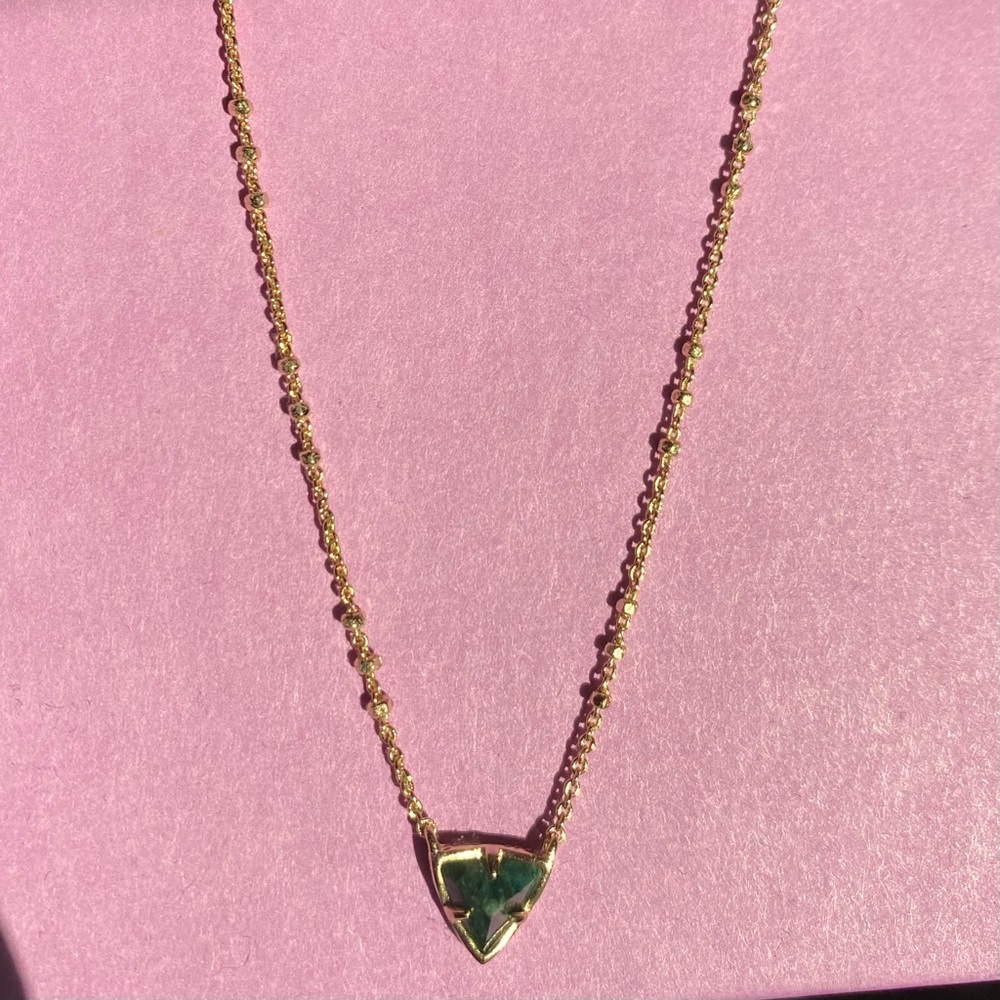 Kendra Scott Perry Gold Pendant Necklace